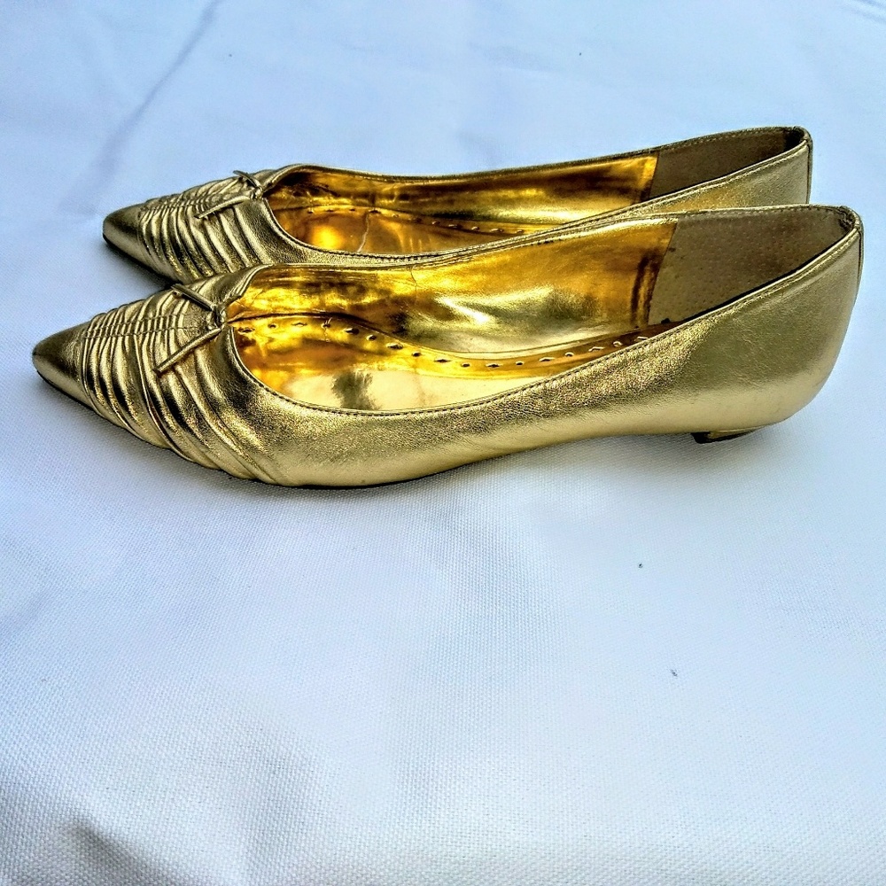 COPY - BCBGIRLS women's gold flats pointed toe size 7.5
